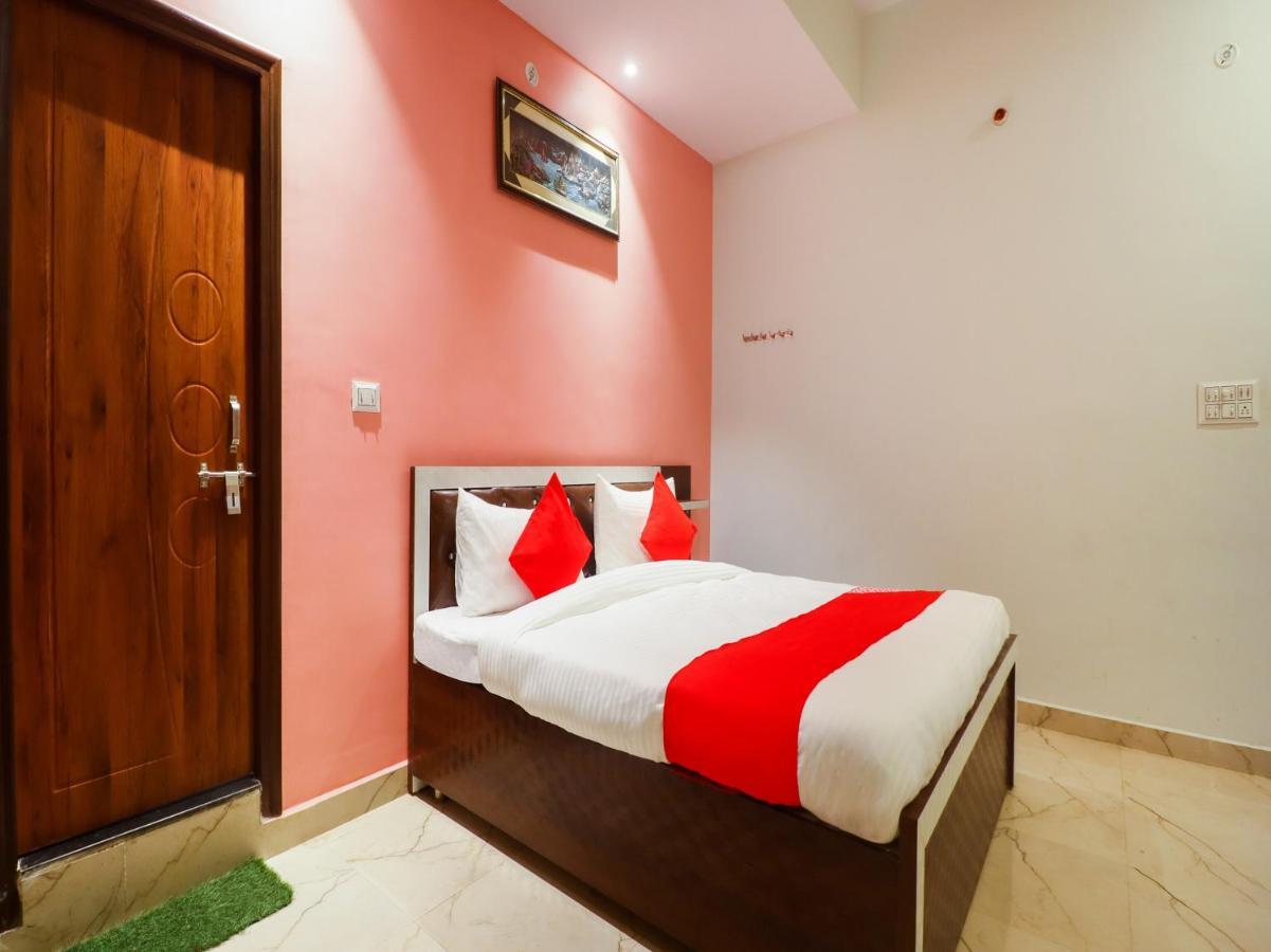 Oyo Lck1233 Rivaaj Palace Lucknow Exterior foto